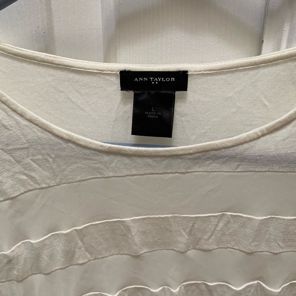 Ann Taylor cream top size large - Picture 2 of 9